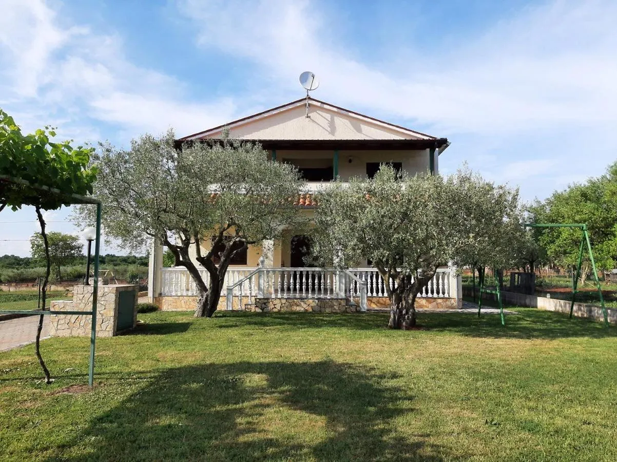 Monteci Apartment Galizana