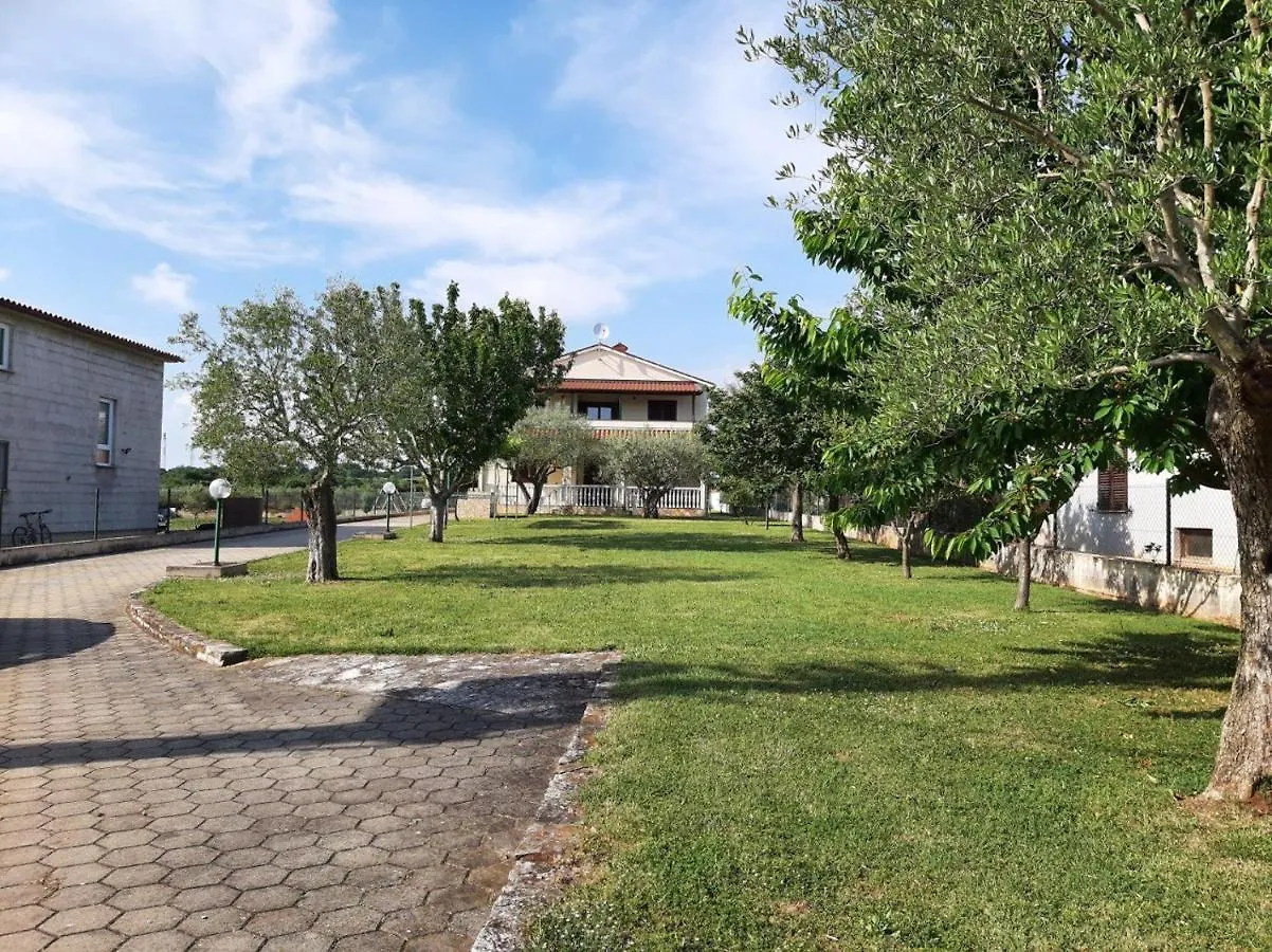 Monteci Apartment Galizana