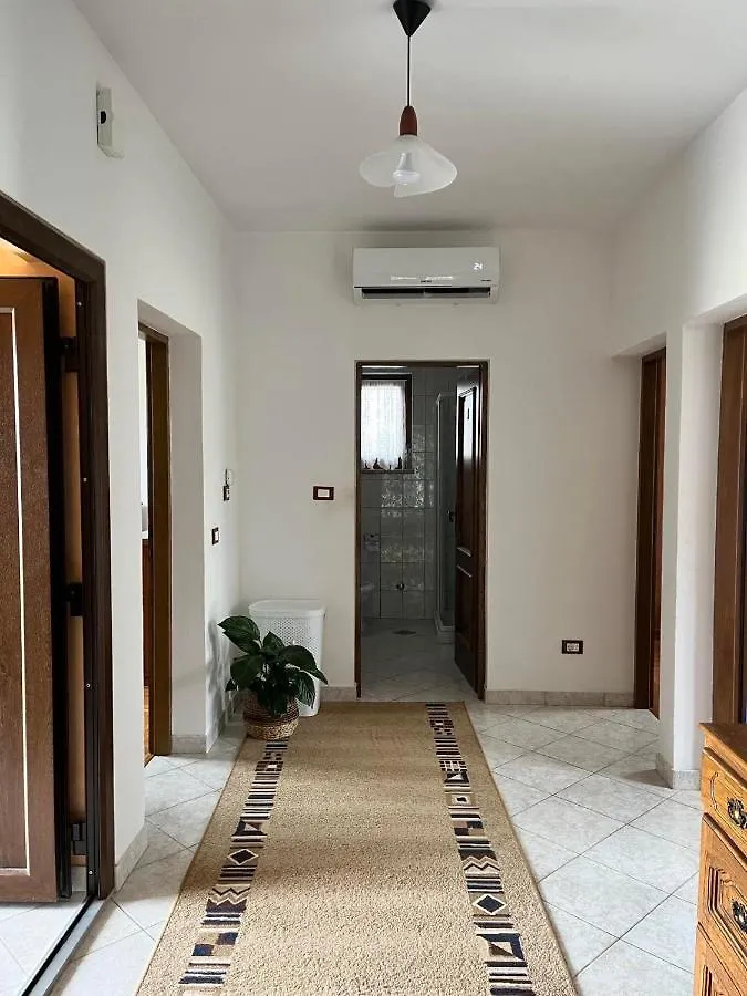 Monteci Apartment Galizana 0*,  Croatia