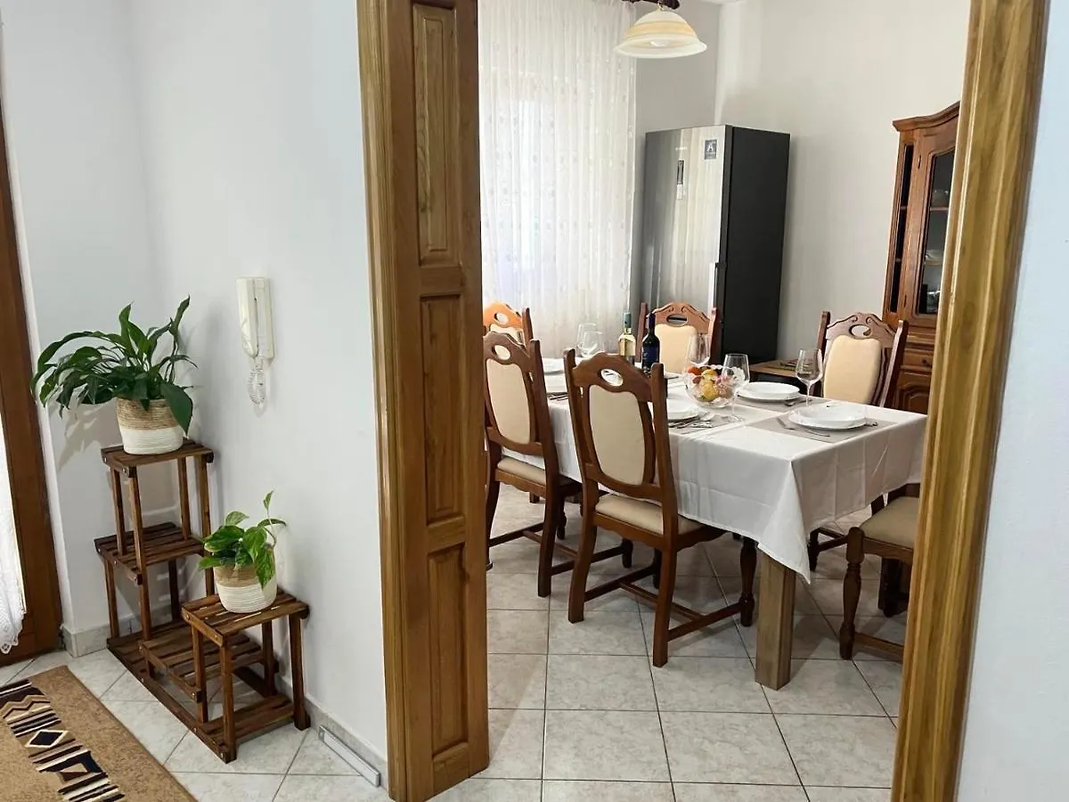 Monteci Apartment Galizana