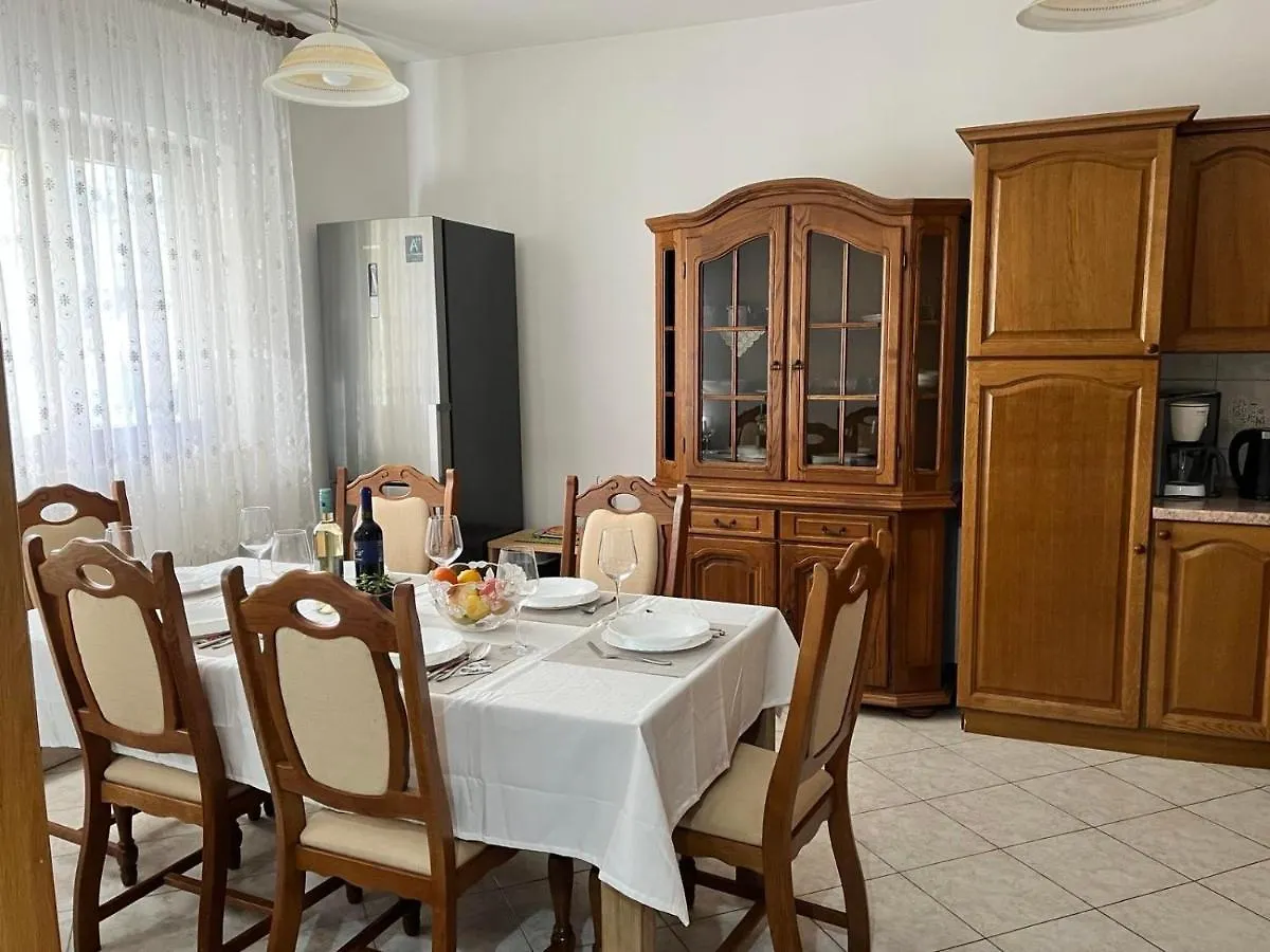 Monteci Apartment Galizana