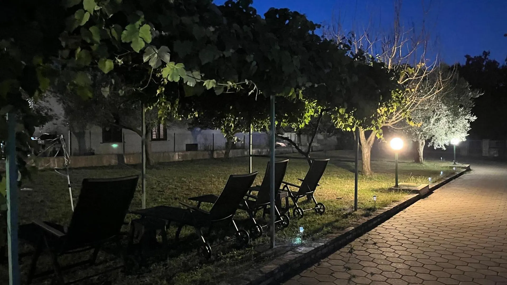 Monteci Apartment Galizana Croatia
