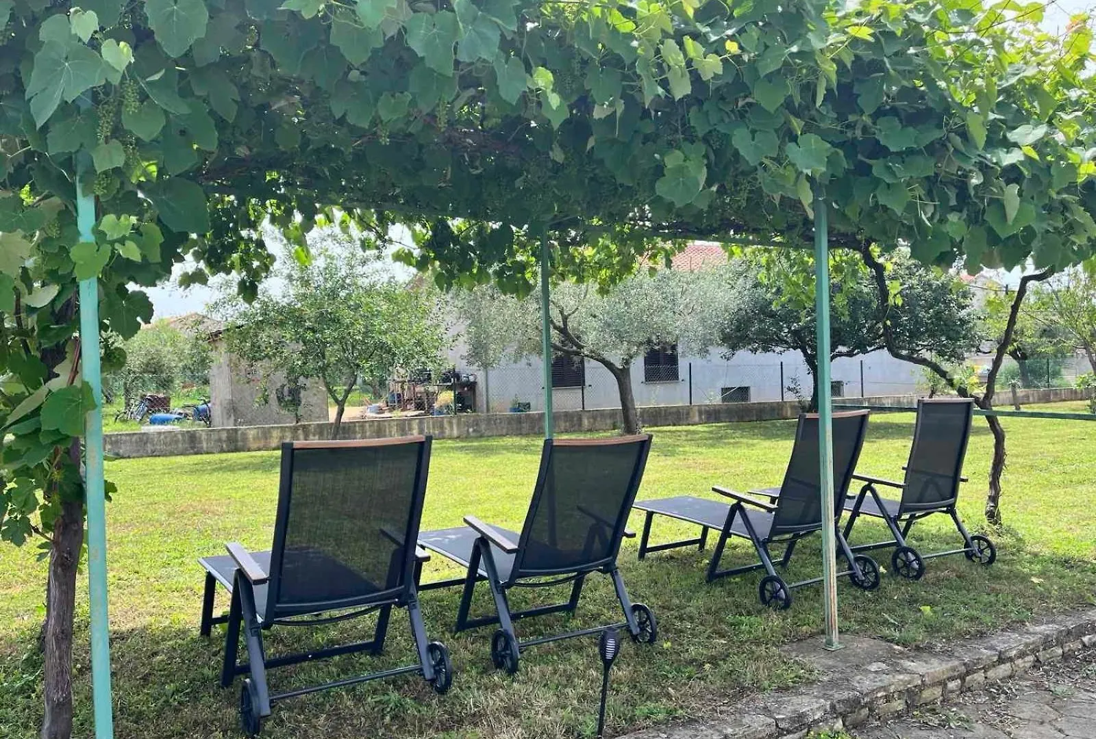 Monteci Apartment Galizana Croatia