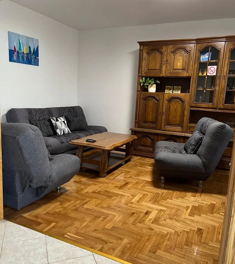 Monteci Apartment Galizana Croatia
