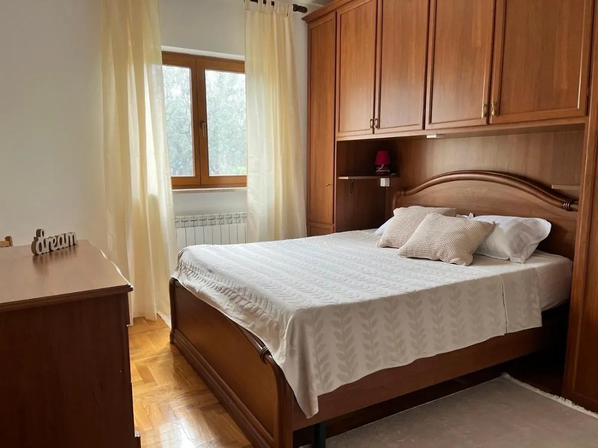Monteci Apartment Galizana Croatia