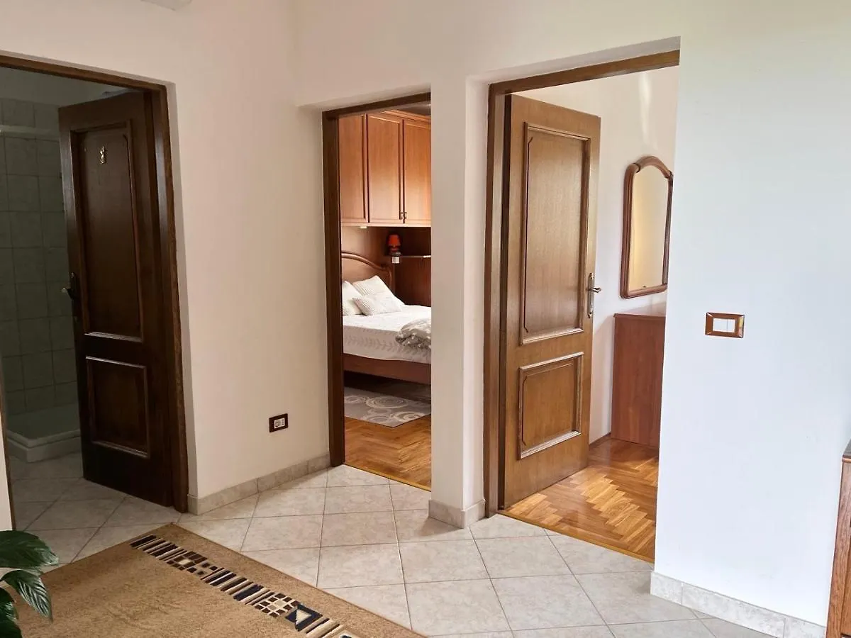 Monteci Apartment Galizana